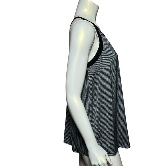 Doe & Rae Black White Striped Halter Tank Top Sleeveless Knit Blouse Size M - Picture 4 of 7